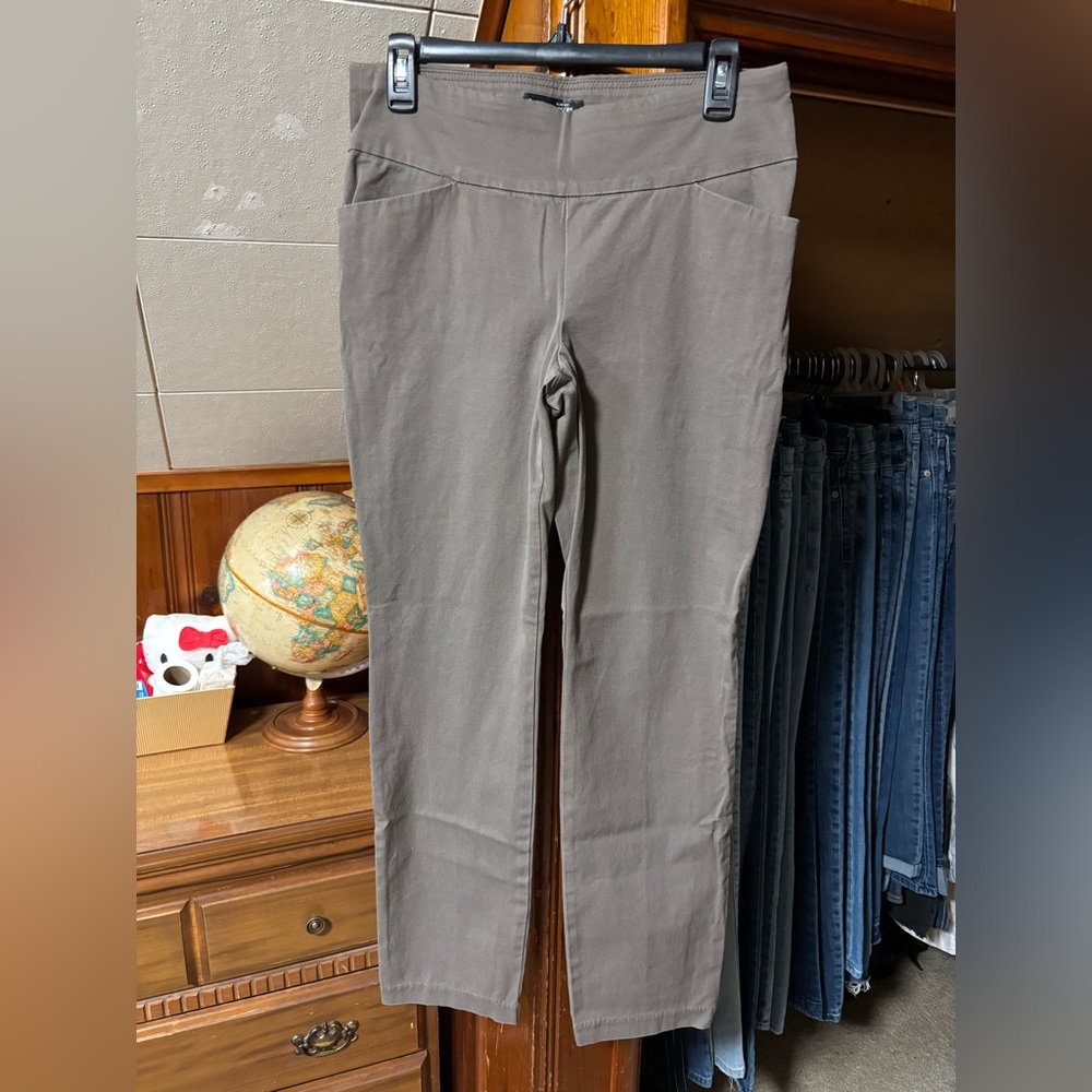 Woman’s Lee Pants